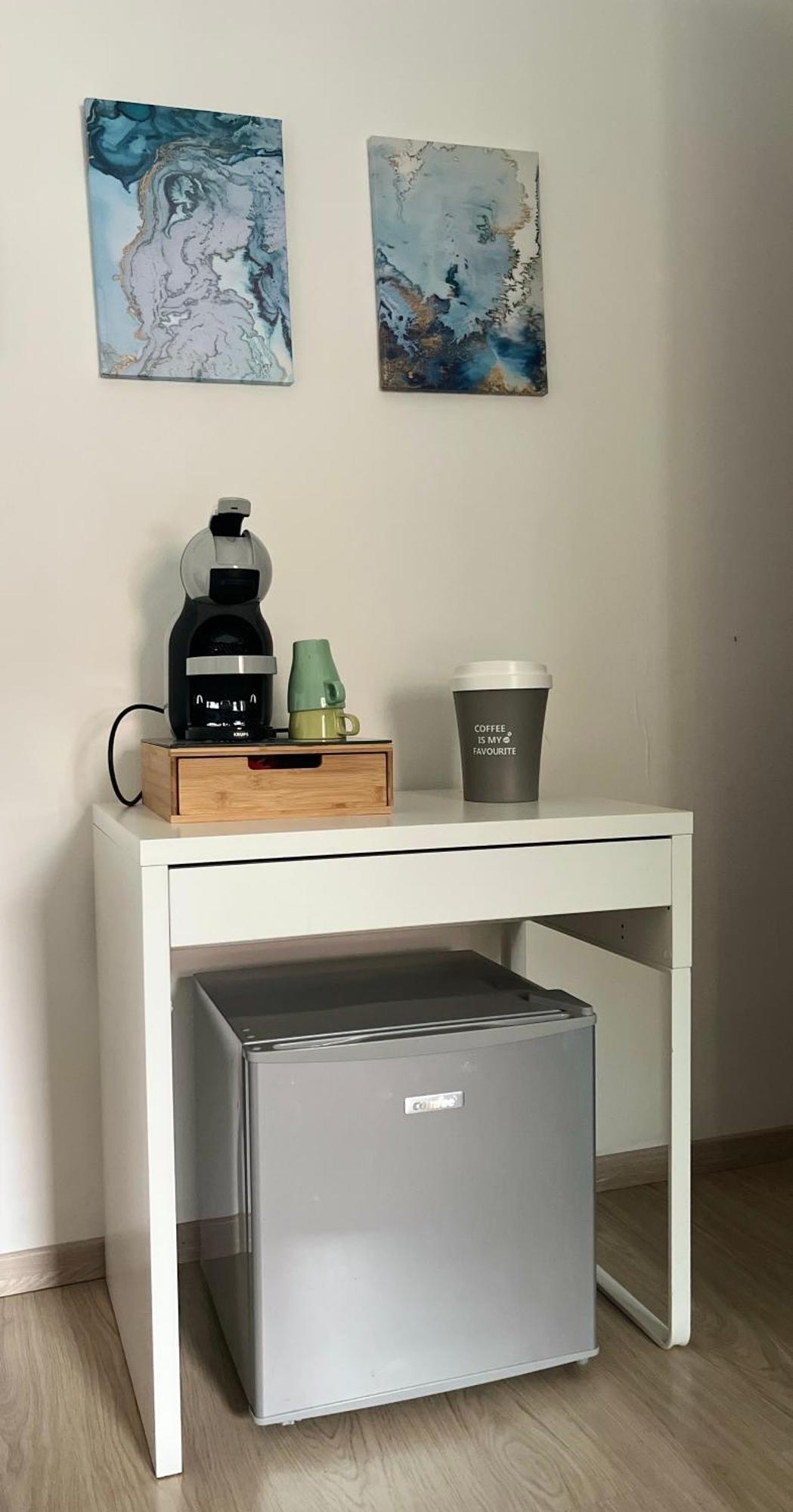 Bella Vita Guesthouse -Parcheggio Privato Interno Arona Eksteriør billede